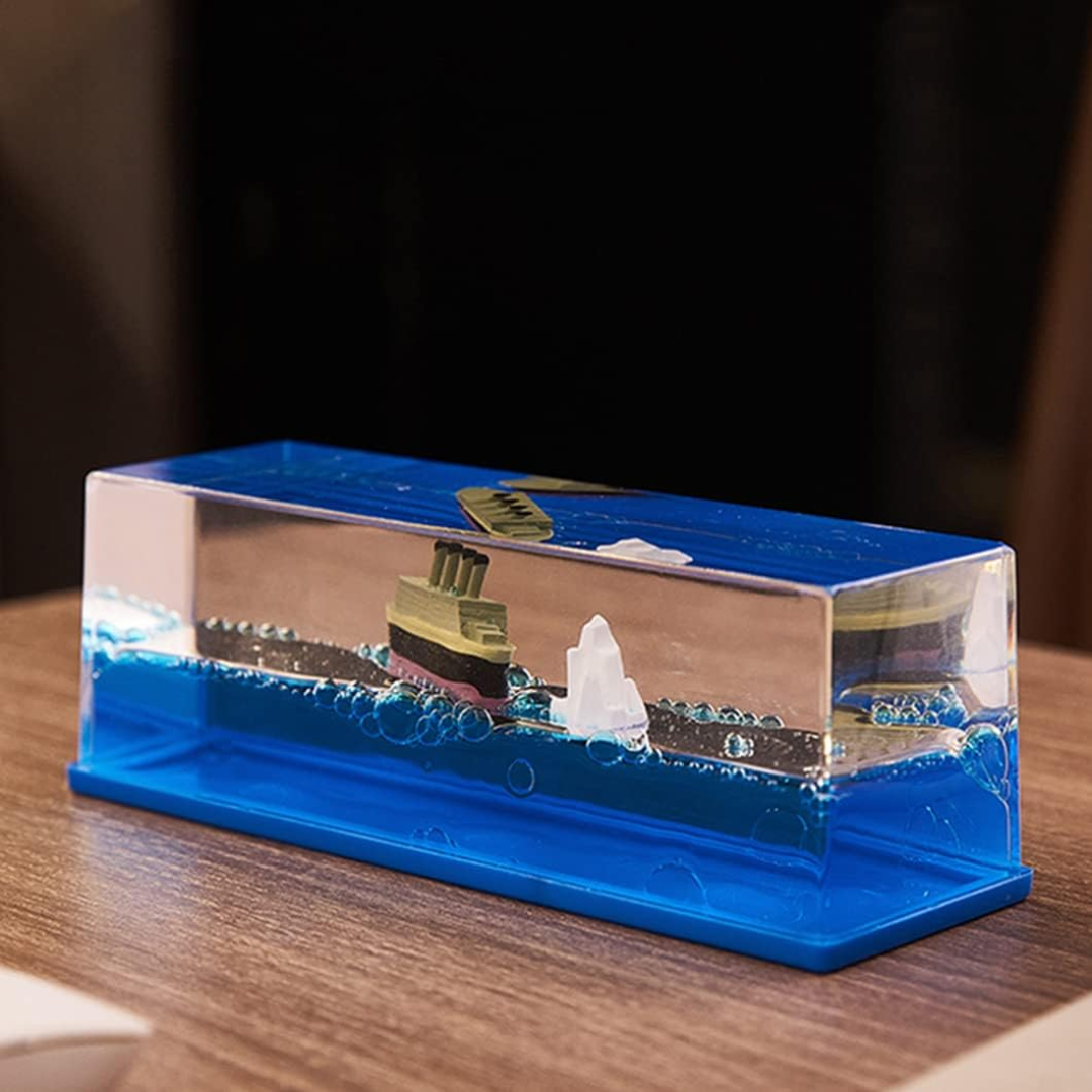Titanic Unsinkable Fluid Drift Bottle – Acrylic Cruise Ship Decor with Iceberg Scene | Relaxing Liquid Motion Display for Car Dashboard & Home